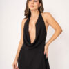 Vestido corto con escote largo frontal y espalda descubierta. Sensual, elegante y ajustado, ideal para impactar. By Tabata ropa Femenina